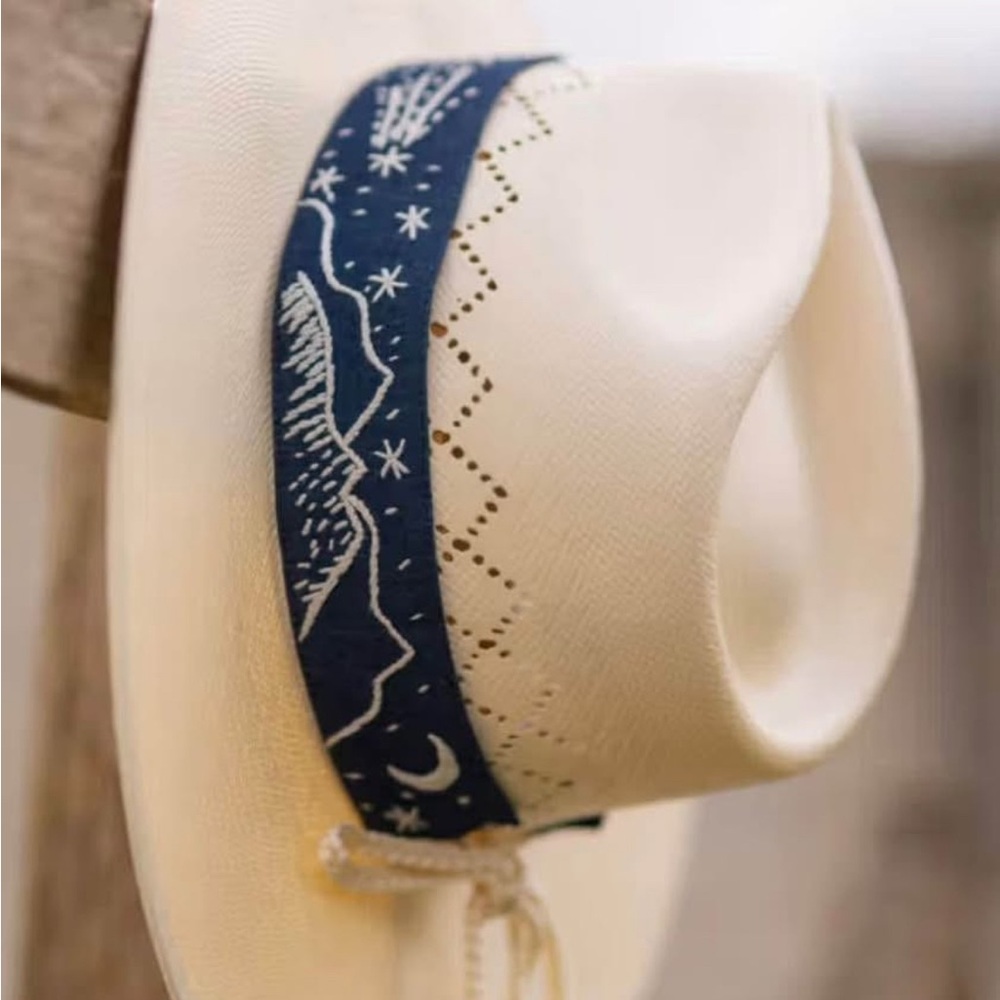 Tecovas Navy Band with Cream Embroidery (hat not included)